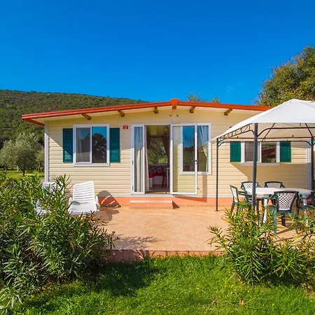 База отдыха Maslinica Oliva Mobile Homes