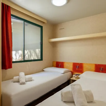 Maslinica Oliva Mobile Homes פארק נופש