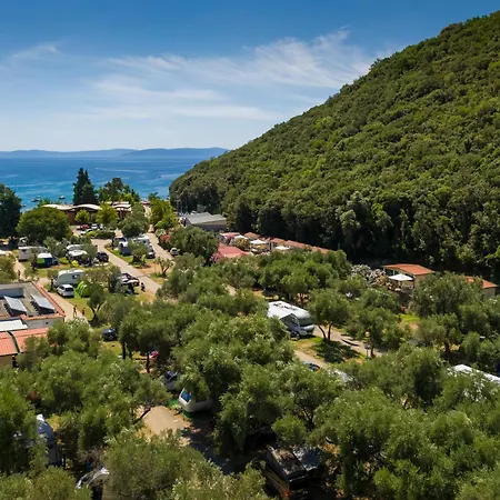 Maslinica Oliva Mobile Homes 3* Rabac