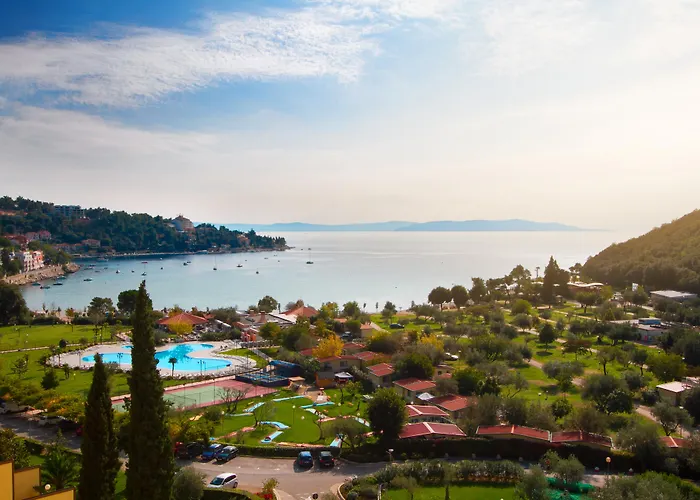 Maslinica Oliva Mobile Homes Holiday park 3*